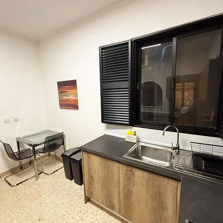 Sea Side Large Apartment